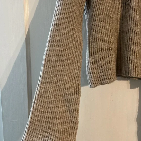 Bershka Buttoned Cowl Neck Sweater - Light Gray - Picture 4 of 4